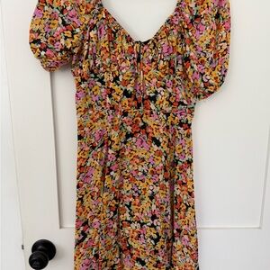 Boutique Store find! Super cute Flower dress